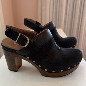 Dansko Delle Suede Slingback Black Platform Clogs w/Wooden Heel, Black, Sz 36